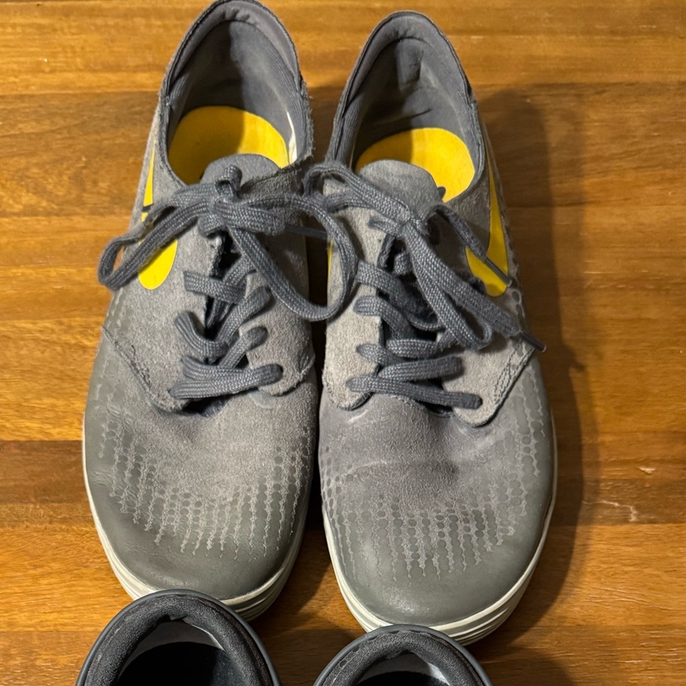 Nike SB Suede Dot Design Lunarlons Shoes